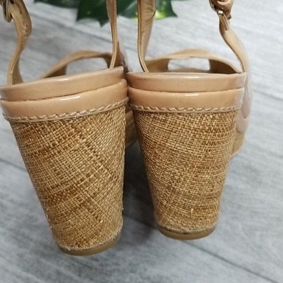 Stuart Weitzman tan slingback peep toe wedge - Picture 5 of 10
